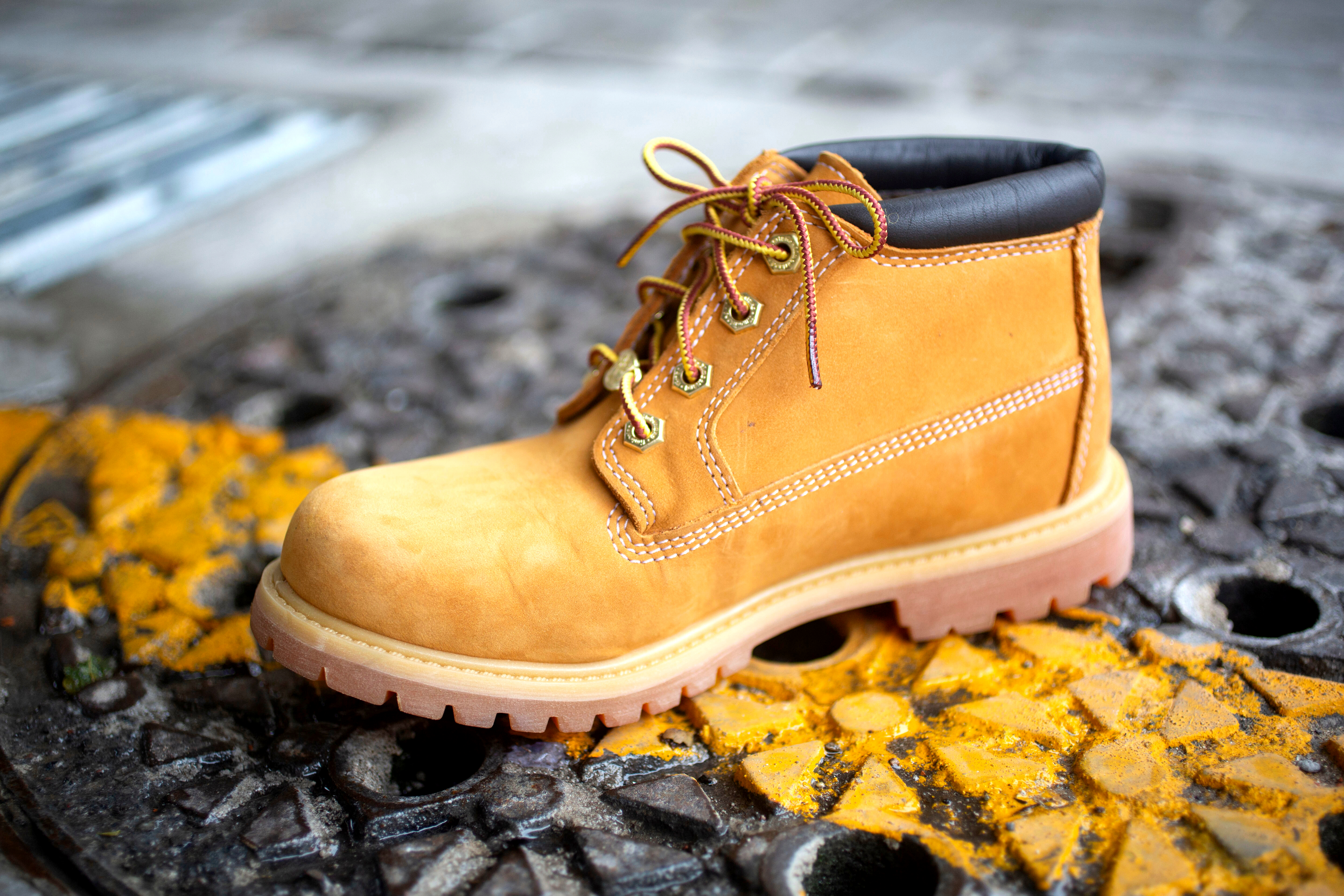 How to Clean Timberland Boots With Vinegar
