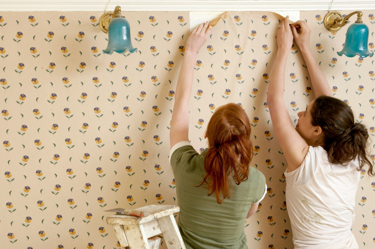 How to Remove Wallpaper From Unprimed Drywall? Guide