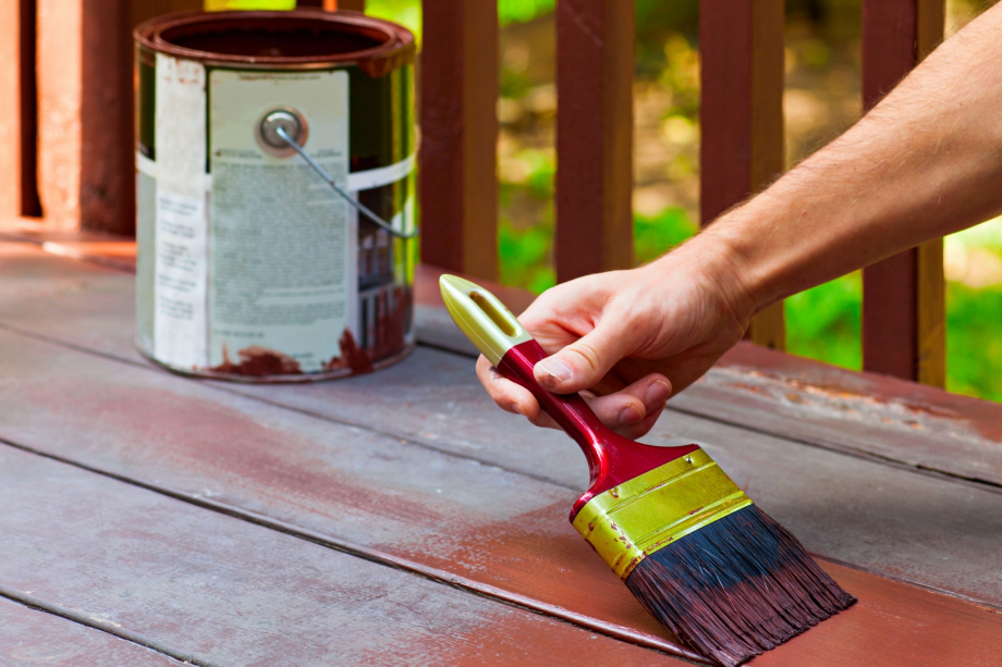 How Long Does Paint Need to Dry Before Rain? - Housekeepingbay