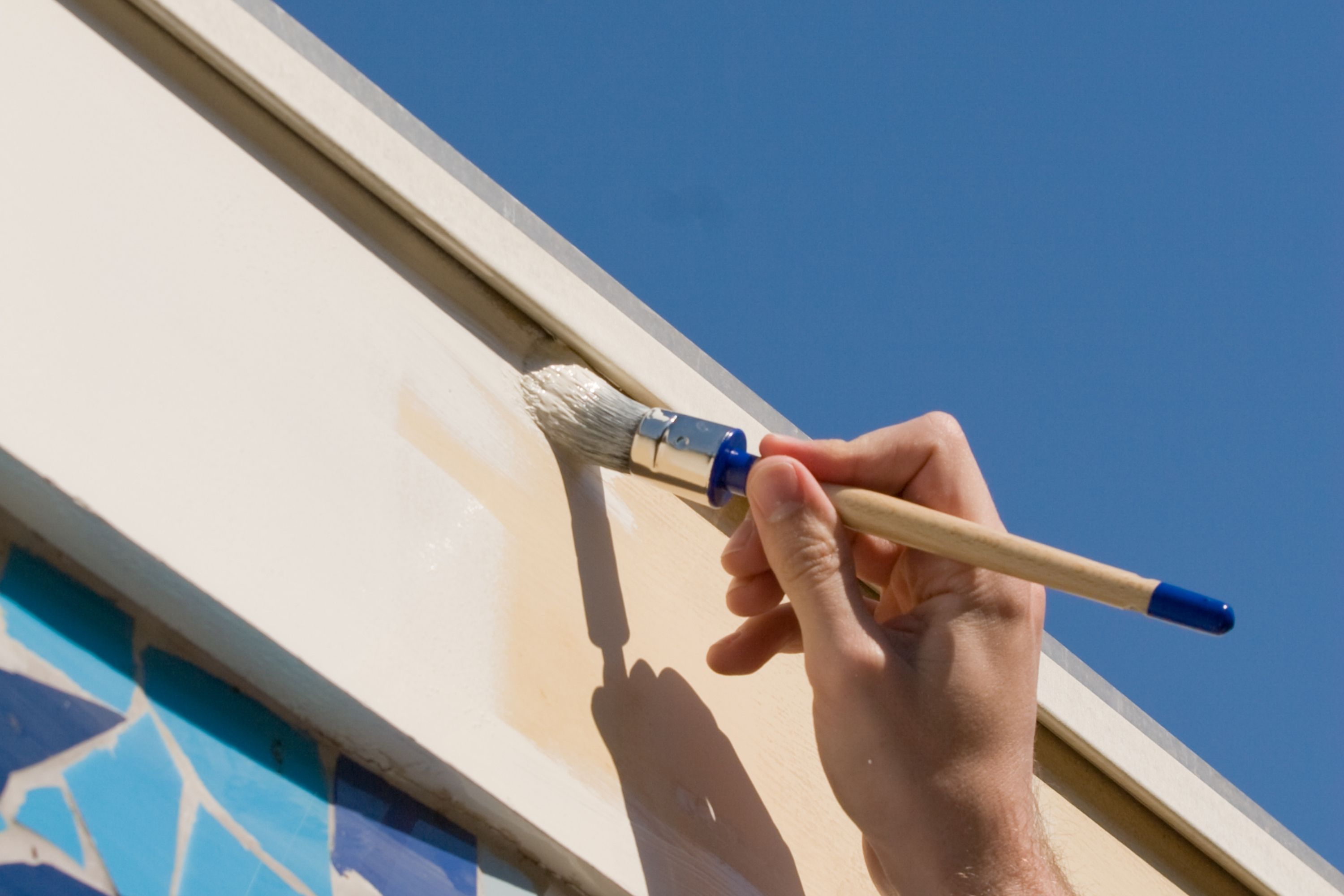 How Long Does Exterior Paint Need to Dry Before It Rains