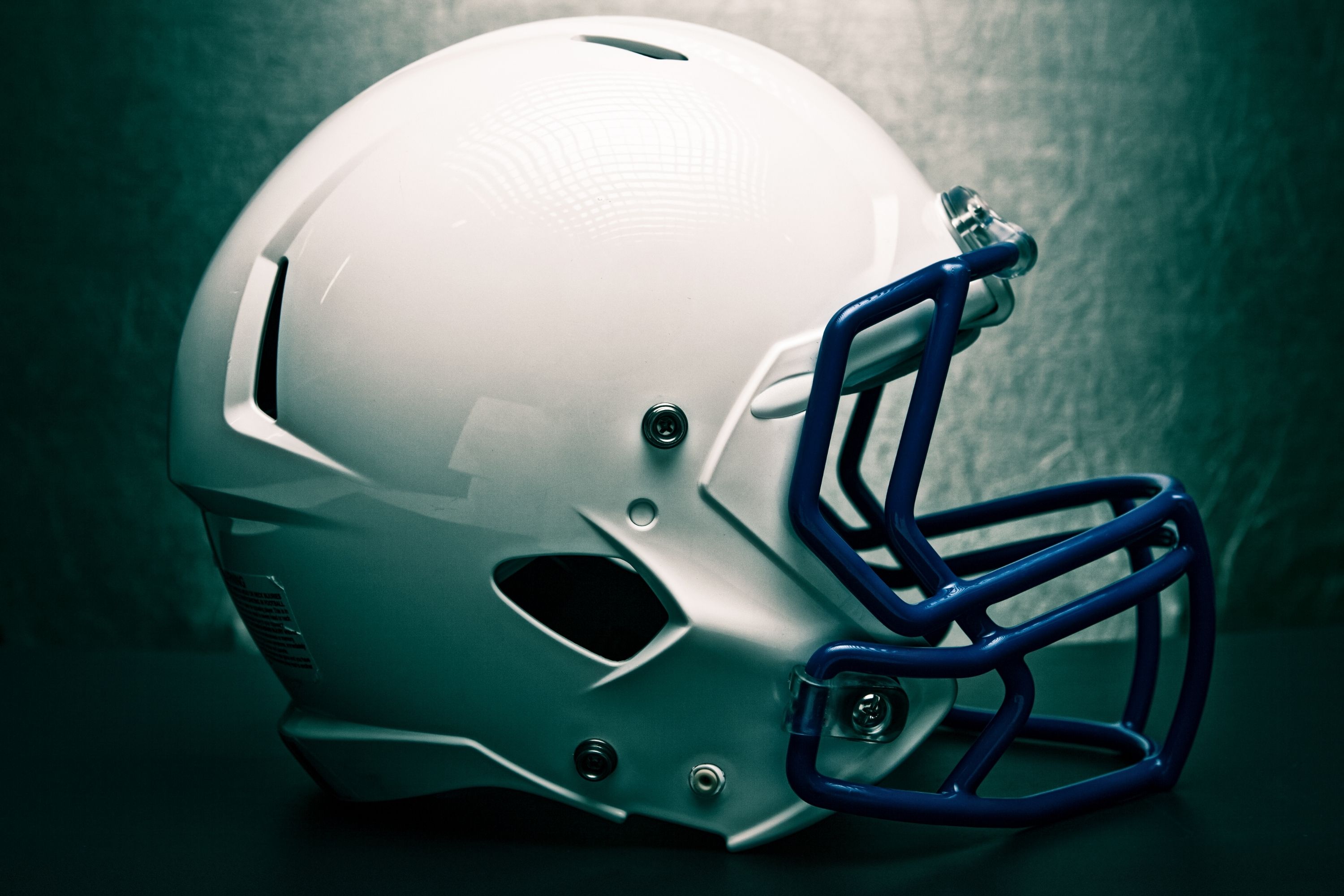 11 Tips How To Paint A Football Helmet Housekeepingbay