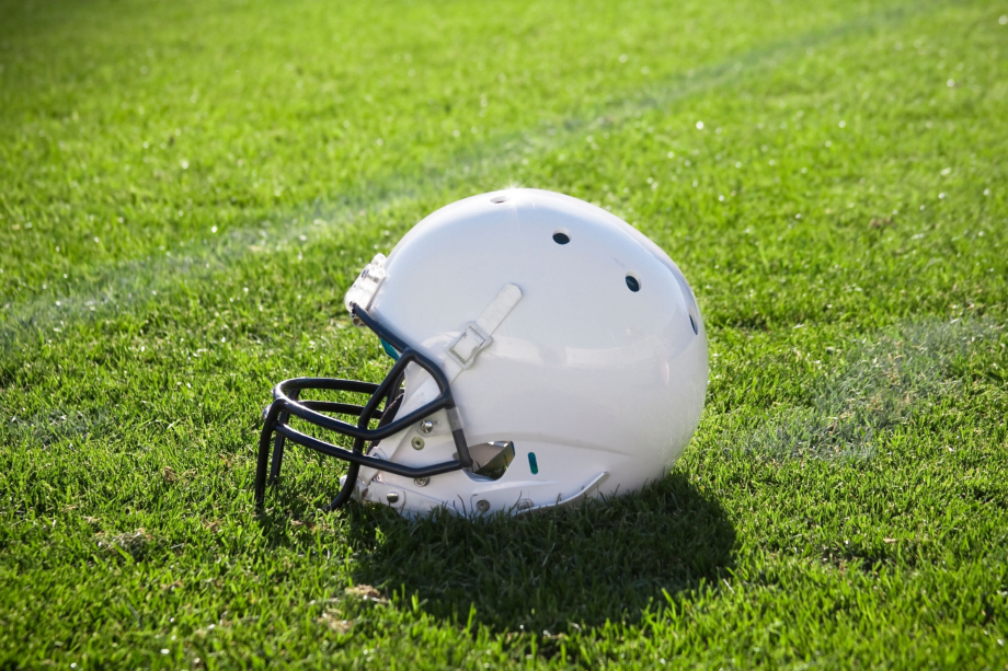 11 Tips How To Paint A Football Helmet Housekeepingbay