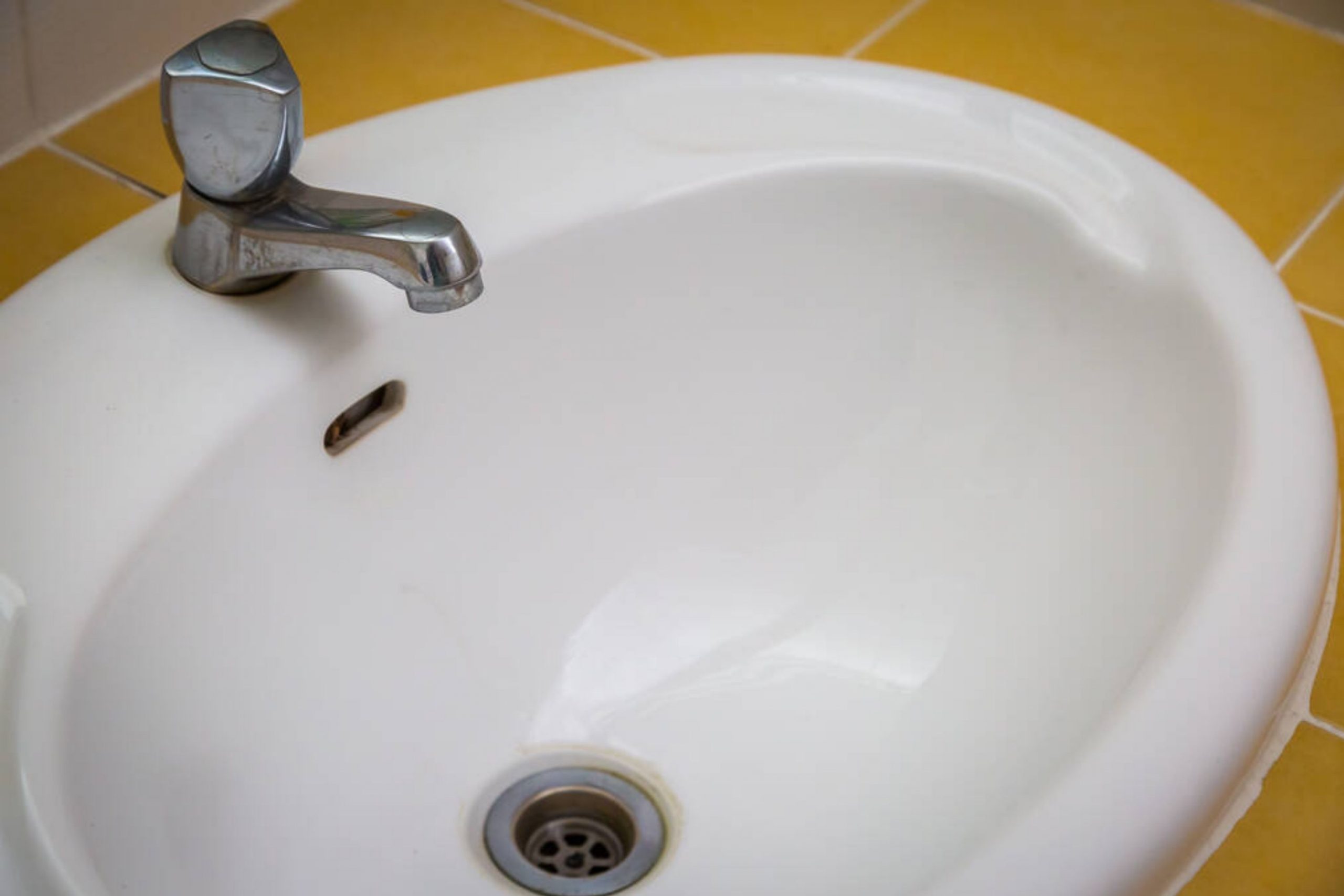 How To Remove Paint From A Porcelain Sink Craig Selday