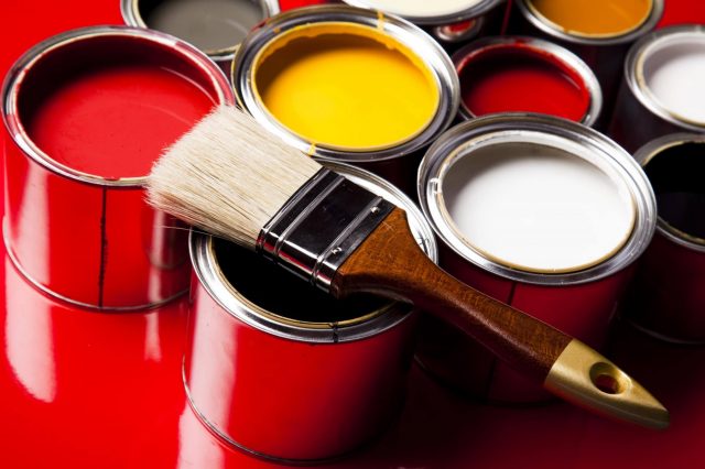 How to Clean Enamel Paint