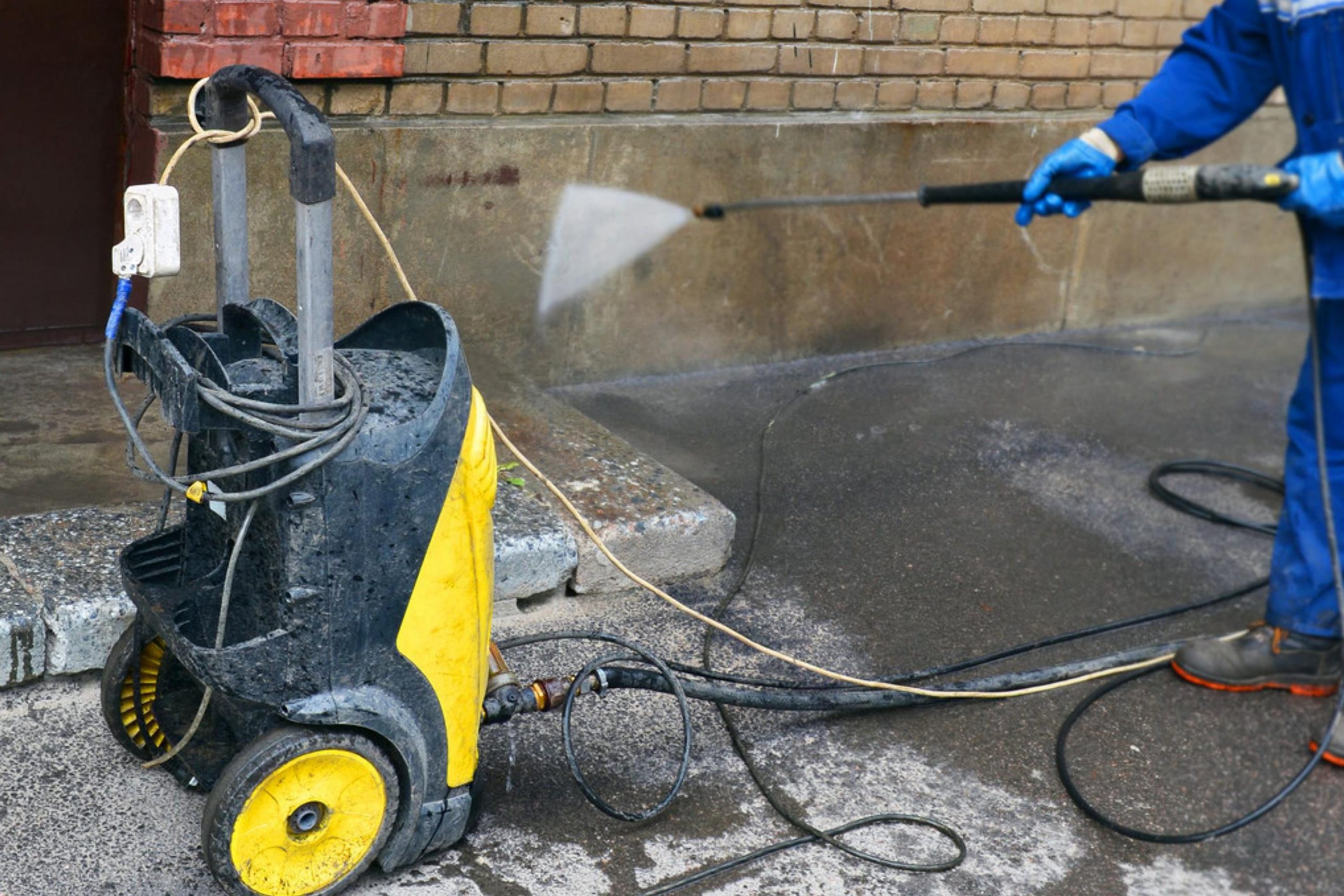 Sandblasting or Power Washing