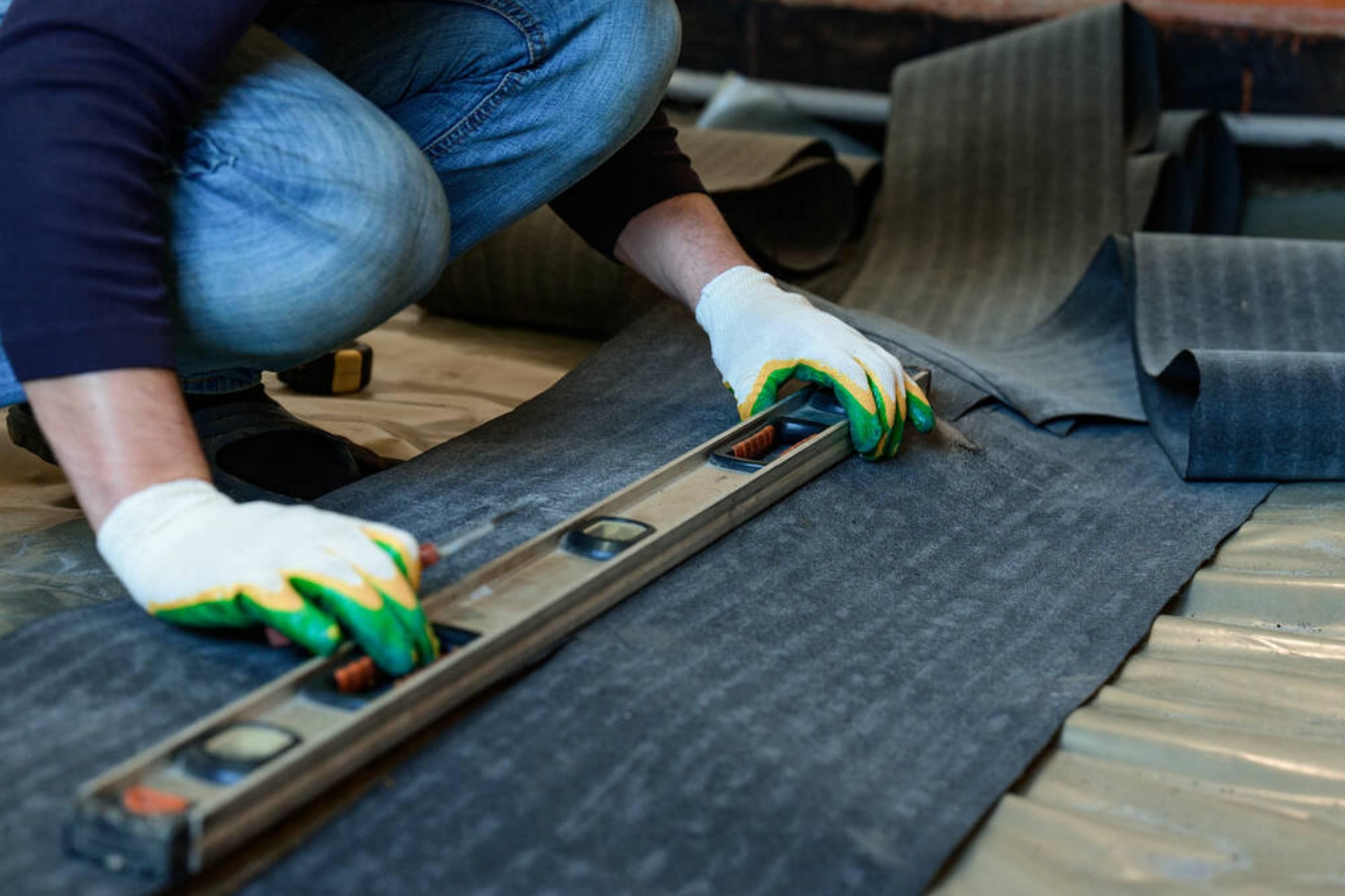 Reduce Air Pressure Around the Smelly Insulation