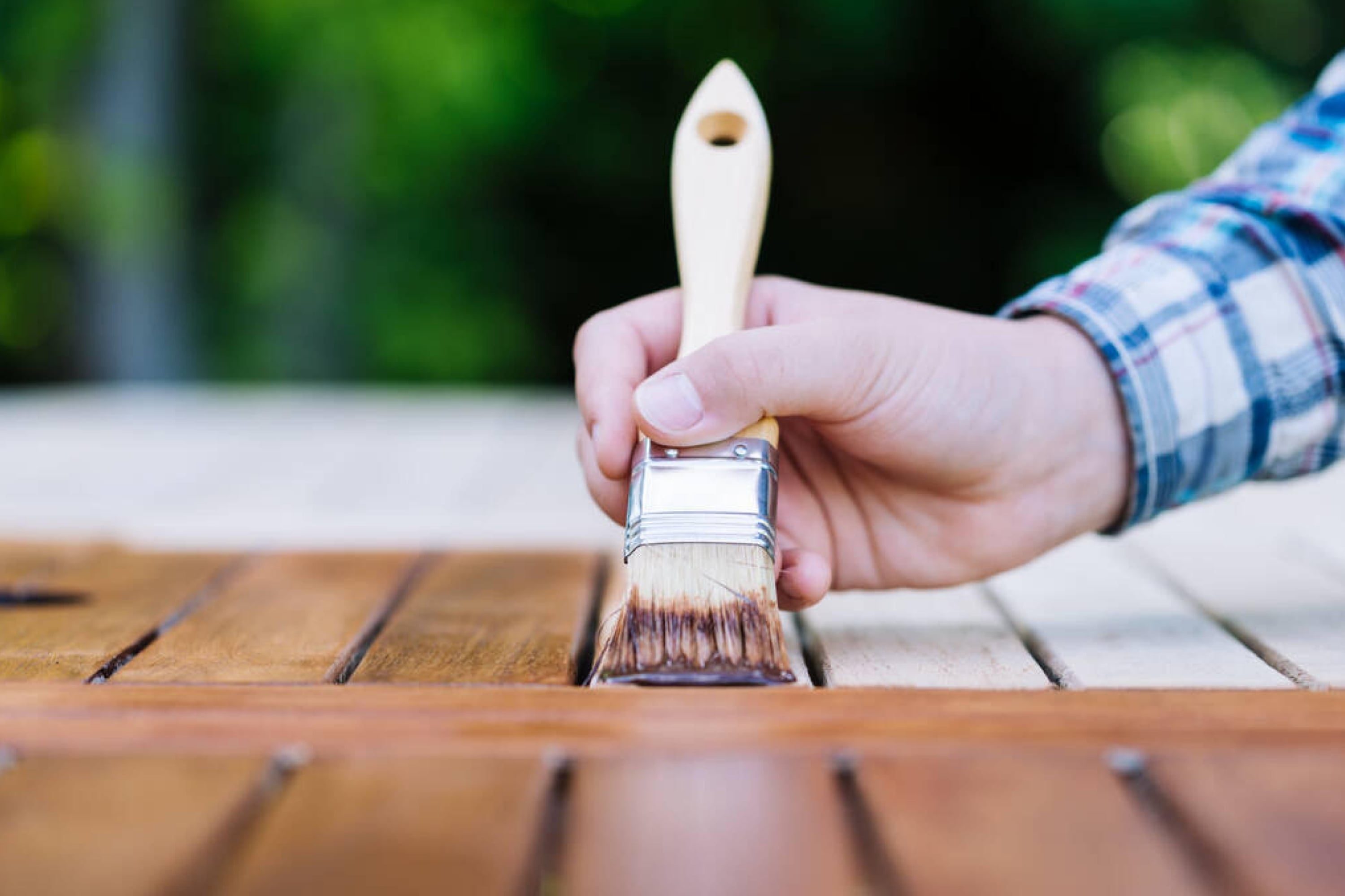 How Lacquer Works When Used Over Stain