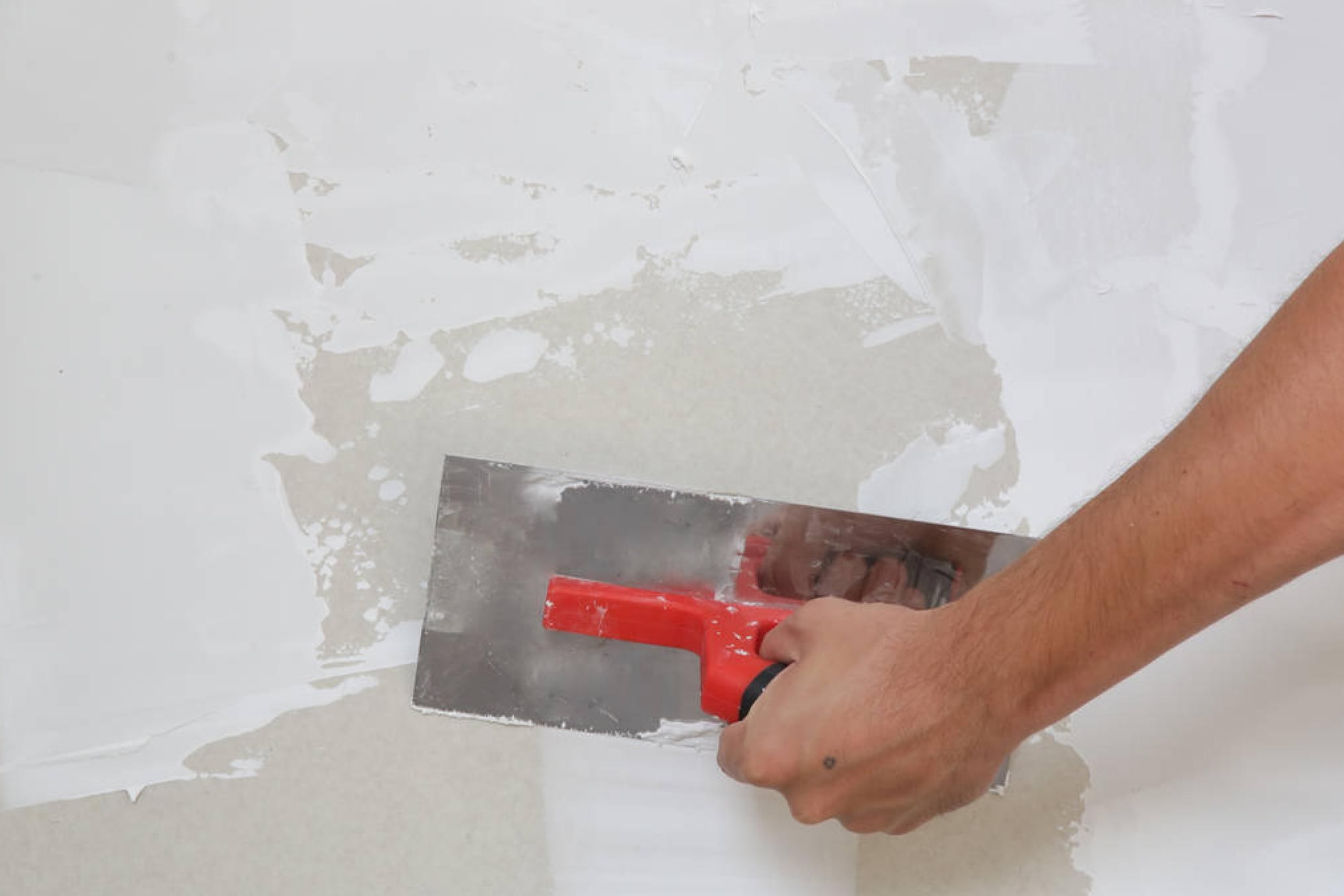 Skim Coat When You Need to Touch Up Unsightly Walls