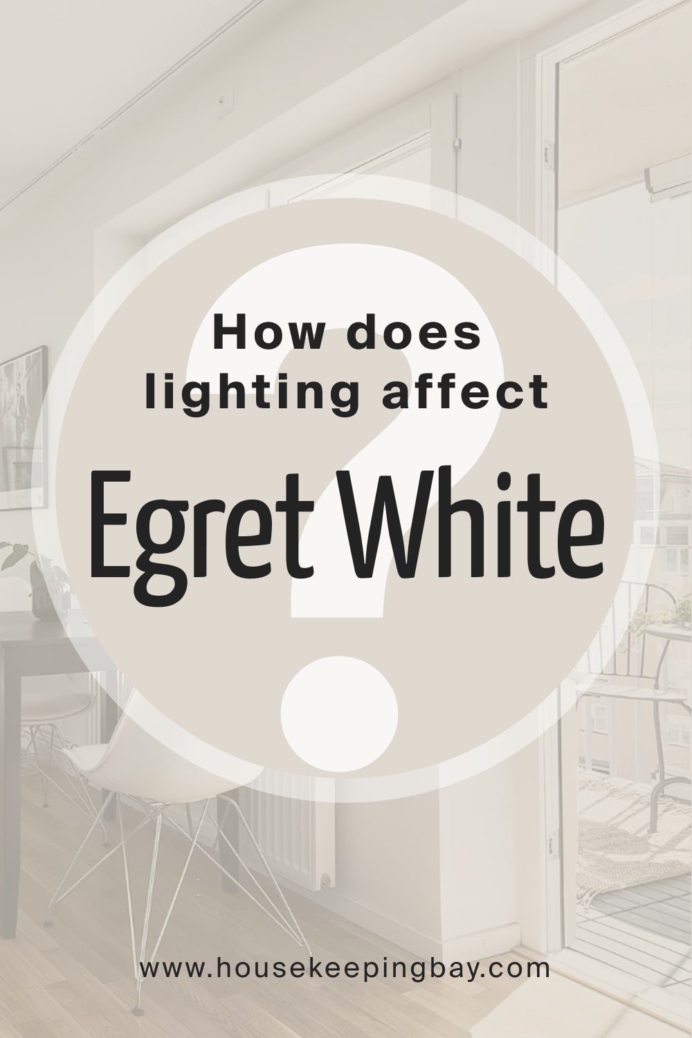 How does lighting affect Egret White SW 7570