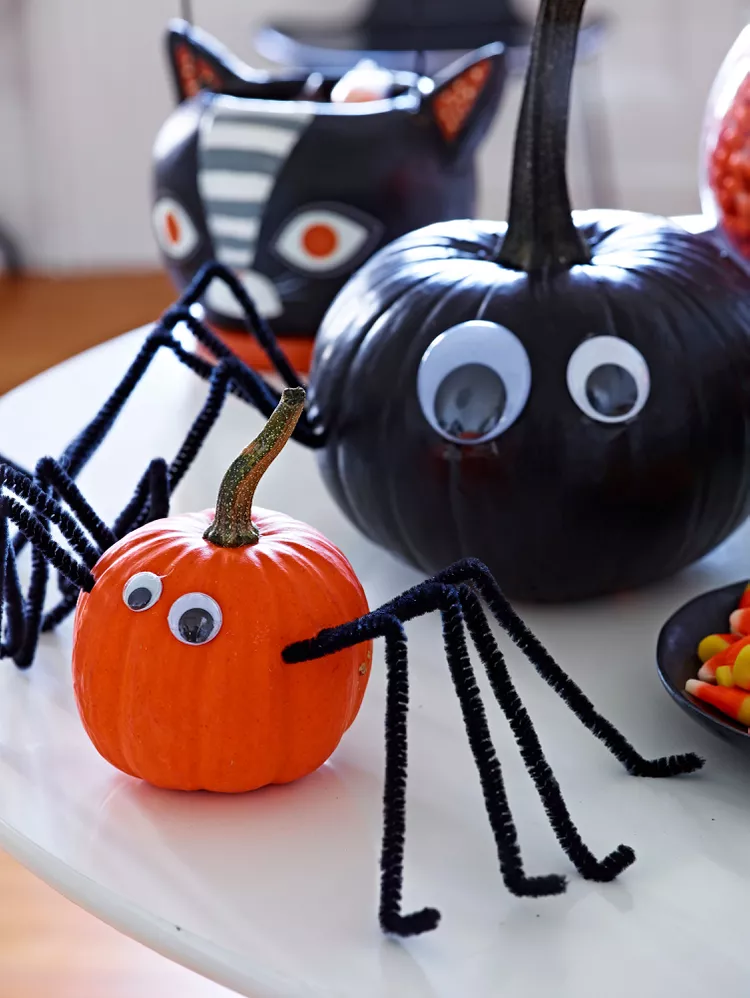 Spider-pumpkin-102597765_4HQ5f1WwKSX96WqO7o0QoP-1acf22c73bec4a0d871eaec2e2ec16fe