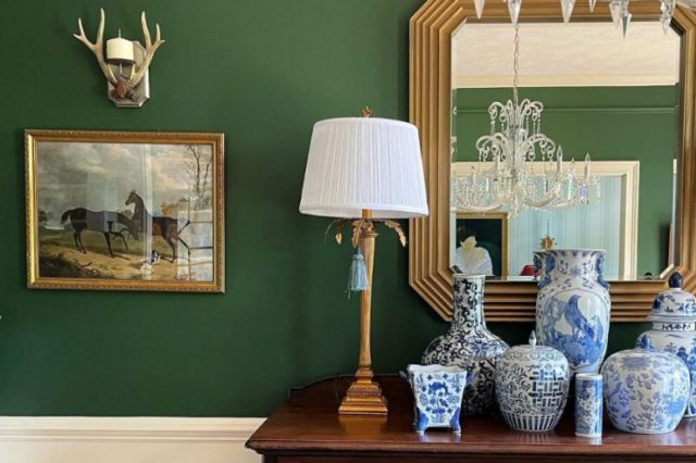 Gallery Green SW 0015 by Sherwin Williams