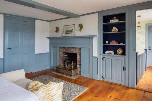 Van Courtland Blue HC-145 Paint Color by Benjamin Moore