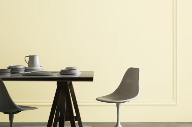 Citronée 281 by Benjamin Moore