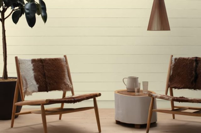 Light as a Feather 934 by Benjamin Moore